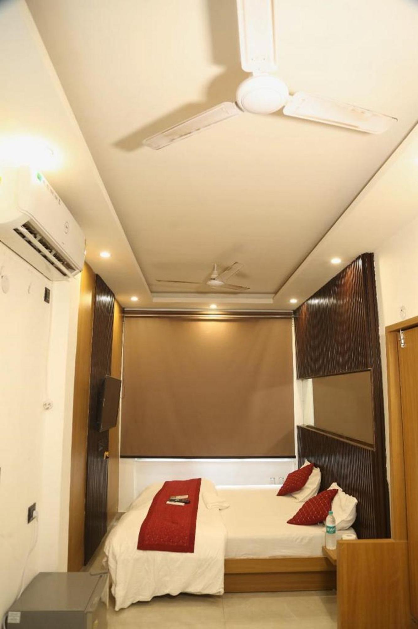 Bunk Hostel Delhi Best Backpacking Accommodation Νέο Δελχί Εξωτερικό φωτογραφία